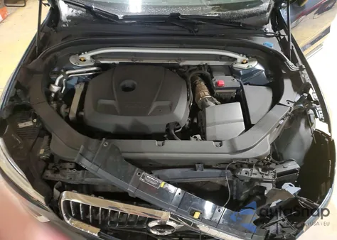 2019 Volvo Xc60 T6 Inscription z USA, uszkodzony, nr VIN LYVA22RL4KB289266